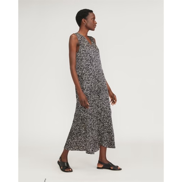 NWT EVERLANE The Satin V-Neck Maxi Dress in splatter size xsmall - Picture 1 of 8